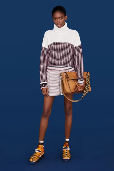 Look 5